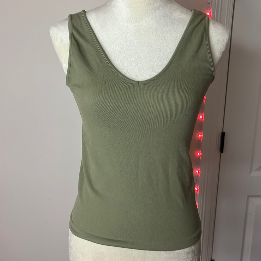 basic green top